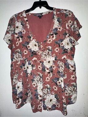 Torrid Size 2 Floral Babydoll Blouse Dusty Rose Button Front Plus Size 2X